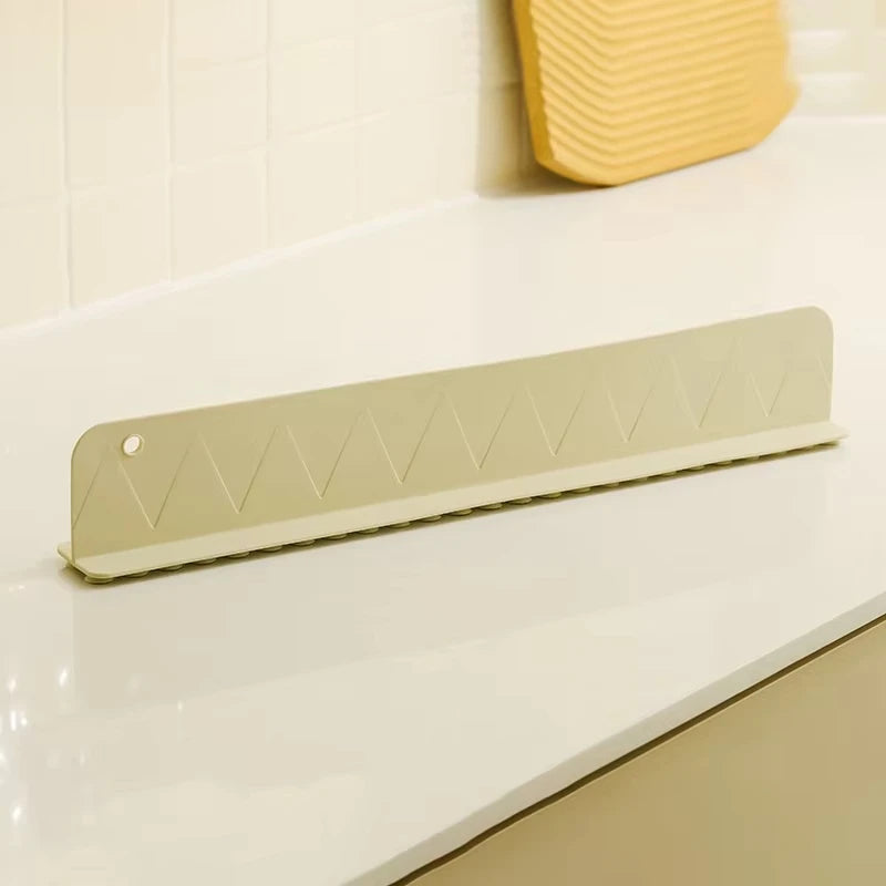 Smartlyo Rafford Silicone Sink Splash Guard with suction cups, flexible and easy to install for protecting kitchen countertops