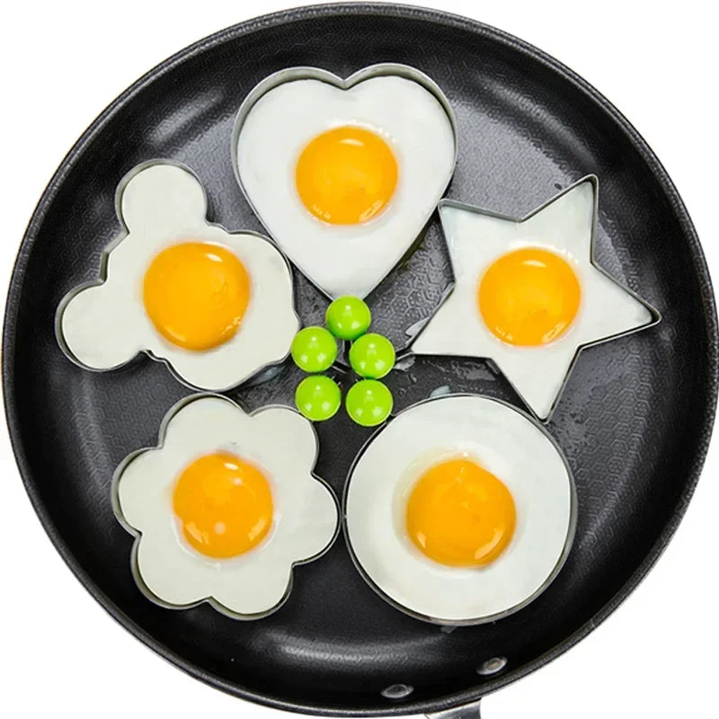 Smartlyo stainless steel heart-shaped fried egg mold and pancake maker for breakfast, omelette rings, kitchen baking tools