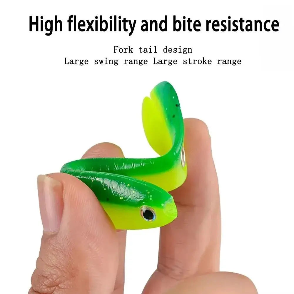 Realistic flexible fishing lure set by Smartlyo featuring lifelike designs and vibrant colors for freshwater and saltwater fishing.