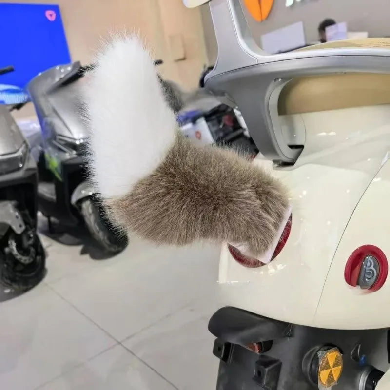 Wiggle Tail for Cars and Scooters