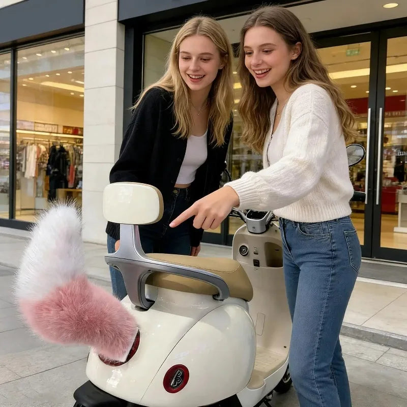Wiggle Tail for Cars and Scooters